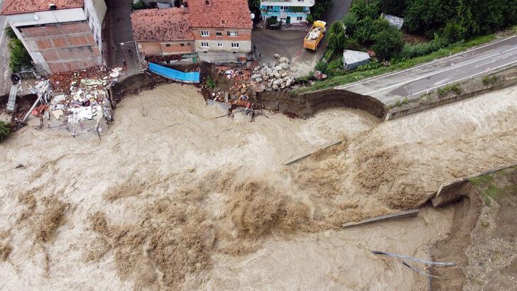 Bartın'da barajın yanında yıkımların yaşandığı mahalle boşaltıldı G3