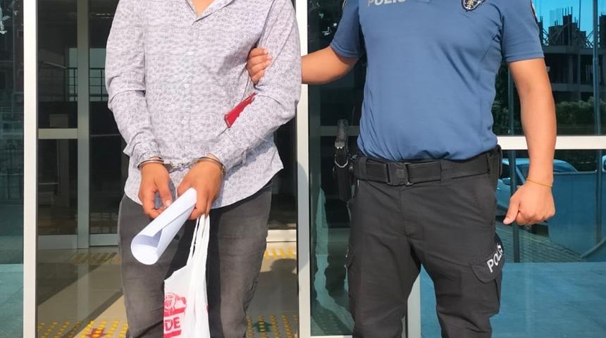 Edirne'de kavgada silahla ateş edip yoldan geçen kişiyi yaralayan zanlı tutuklandı