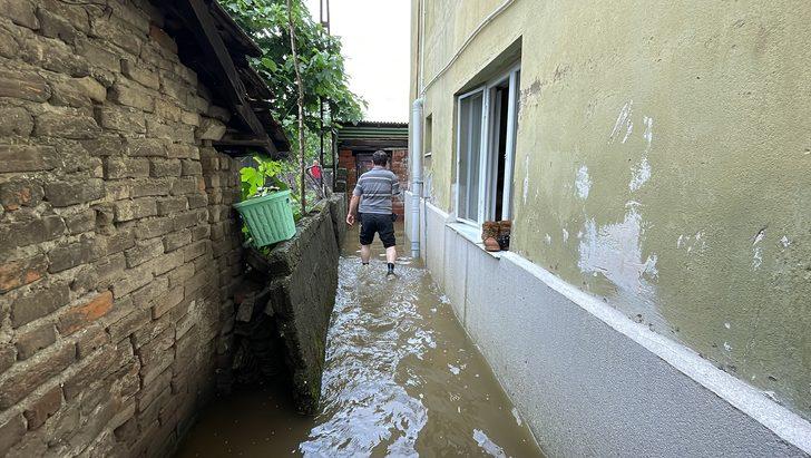 Zonguldak'ta evini su basan bedensel engelli Hasan Çayırlı yaşadıklarını anlattı: G2
