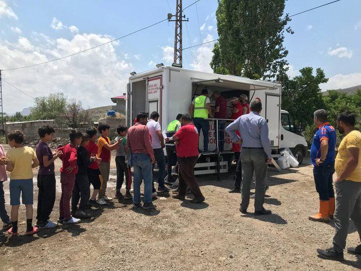 Ağrı'da 34 yapı sel sularından etkilendi G1