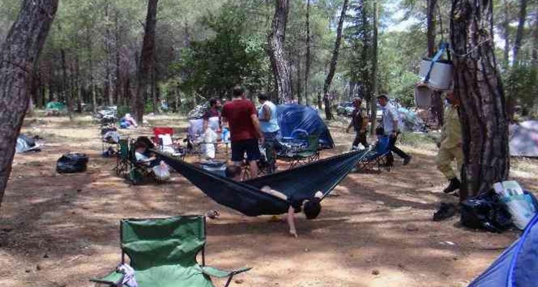 Tatilcilerin yeni g&ouml;zdesi &ccedil;adır turizmi oldu! &ldquo;Otele g&ouml;re daha ekonomik&rdquo;