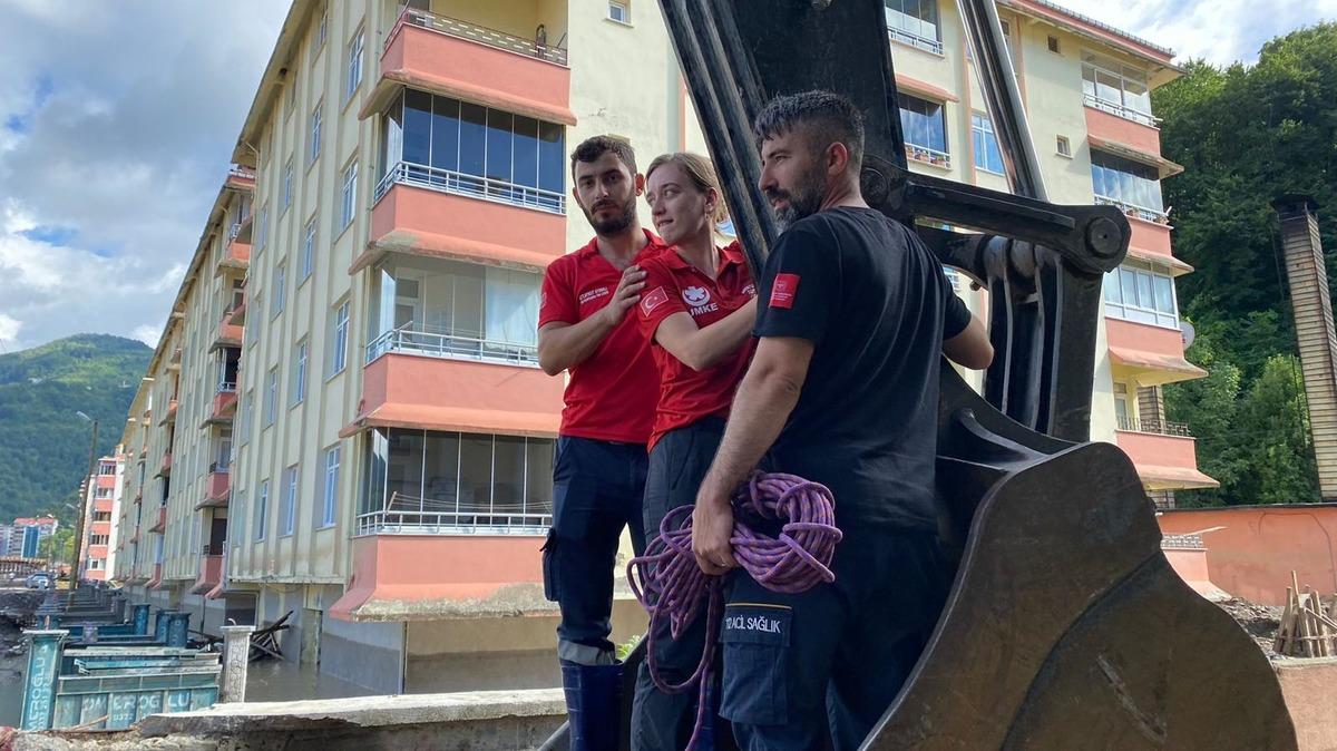 Sağlık ekipleri Kastamonu'da selin ardından 55 kişiyi kurtardı