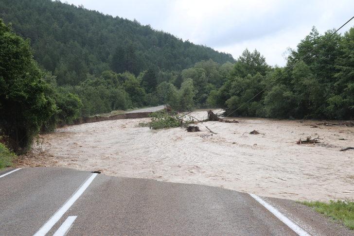 GÜNCELLEME - Bolu Dağı Tüneli İstanbul istikameti ulaşıma açıldı G1