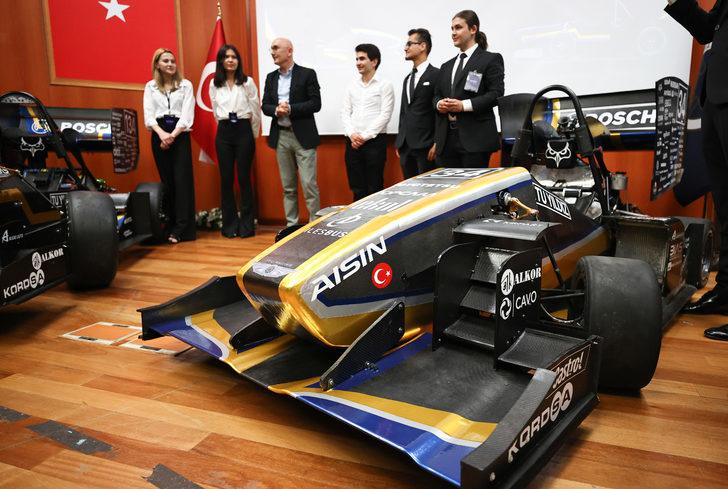 YTÜ öğrencileri tasarladıkları 2 yarış aracıyla Türkiye'yi temsil edecek G2
