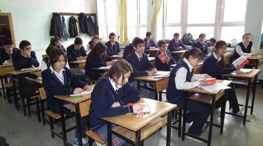 Liselilerin yüzde 70'i okulda mutsuz