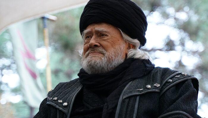 Cüneyt Arkın son olarak Kuruluş Osman'da rol almıştı! Yapımcı Mehmet Bozdağ set görüntülerini paylaştı