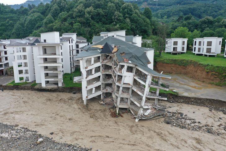 Düzce'de sağanak ve su taşkınları bazı bölgelerde hasara yol açtı G5
