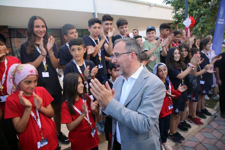 Bakan Kasapoğlu, Mersin'de Ulusal Gençlik Kampları sezon açılışında konuştu: G2