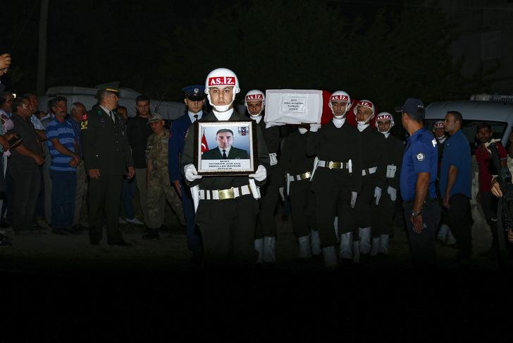 Şehit Uzman Çavuş Abdullah Bayram, Diyarbakır'da son yolculuğuna uğurlandı G5