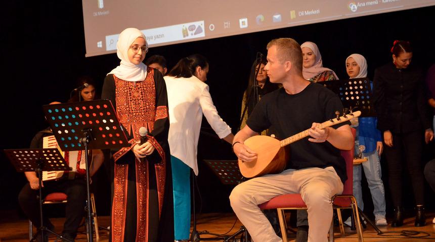 "Uluslararası Öğrenciler Türkçe Sertifika Şenliği" yapıldı