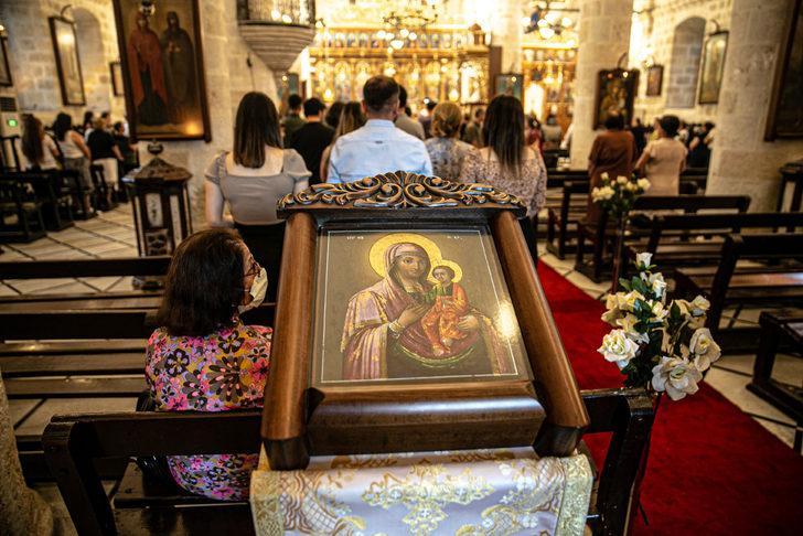 Hatay'da St. Pierre Aziz Petrus ve Pavlus Bayramı kapsamında ayin düzenlendi G3