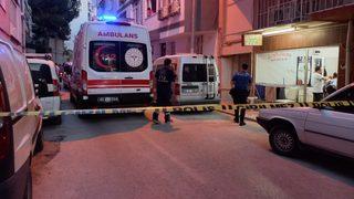 Manisa'da bir kişi karısını ve oğlunu öldürdü