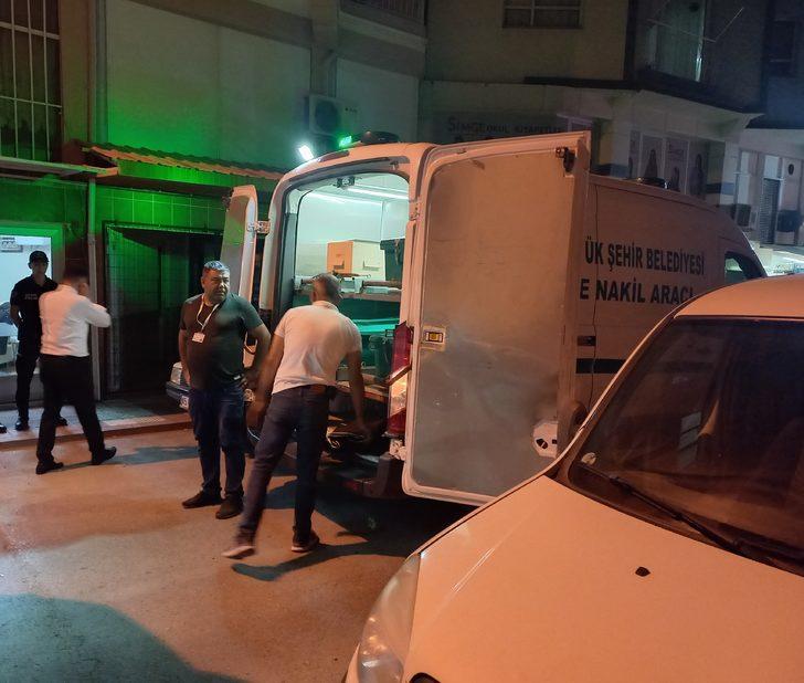 Manisa'da bir kişi karısını ve oğlunu öldürdü G2