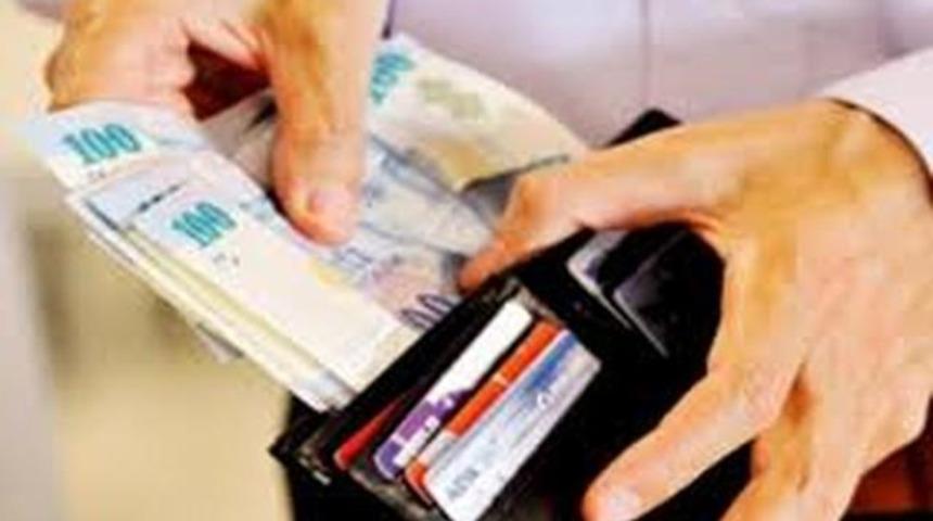 D&uuml;ş&uuml;k Faizle Kredi Veren Bankalar Hangi Banka D&uuml;ş&uuml;k Faizle Kredi Veriyor?