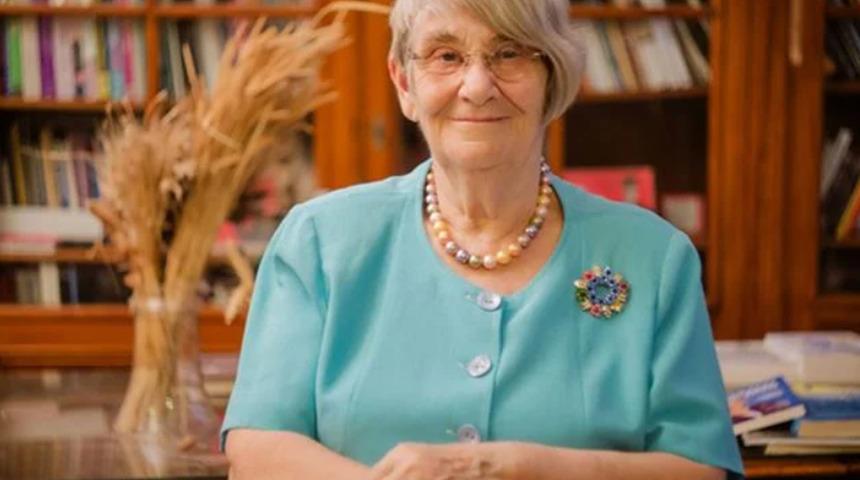 Prof. Dr. Canan Karatay'dan tartışma yaratacak s&ouml;zler: T&uuml;rkiye&rsquo;de kimsenin başı kalmaz o zaman