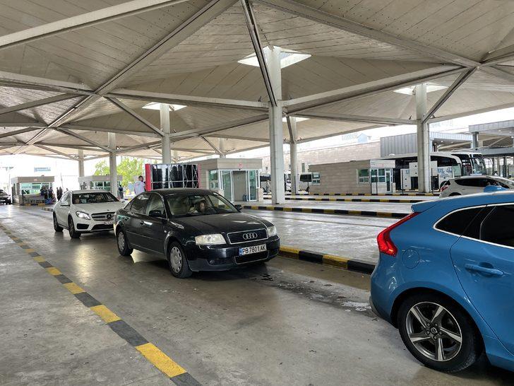 Gurbetçiler Türkiye'ye özlemle giriyor G1