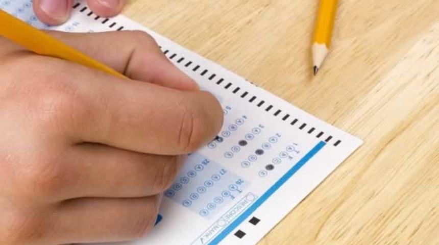 YDS soruları &Ouml;SYM tarafından a&ccedil;ıklandı