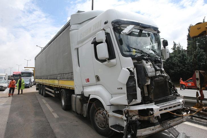 Anadolu Otoyolu'nda zincirleme trafik kazalarında 6 kişi yaralandı G2