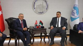 Kardeş şehirler Kayseri ile Libya'nın Mısrata şehri belediye başkanları bir araya geldi