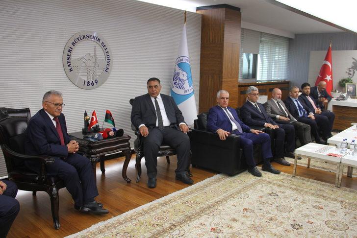 Kardeş şehirler Kayseri ile Libya'nın Mısrata şehri belediye başkanları bir araya geldi G2