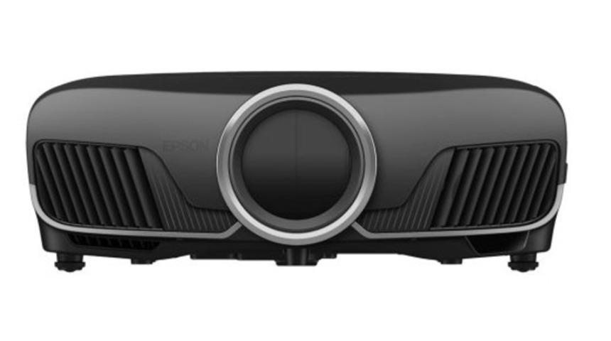 Epson TW9300 ile sinema b&uuml;y&uuml;s&uuml; evinizde