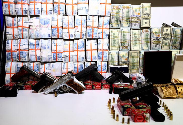 "Demir Yumruk" operasyonunda 8 bin 690 banka hesabı ile bir özel uçağa el konuldu G4