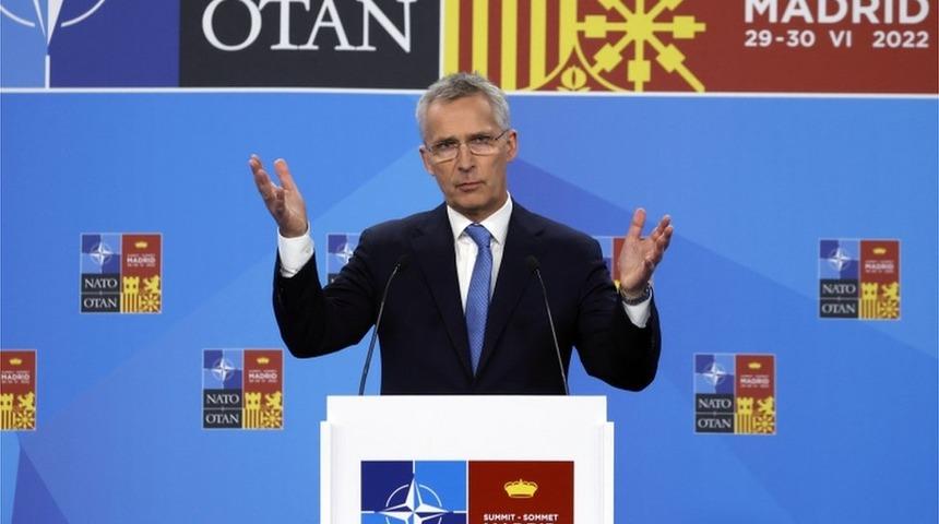 NATO Finlandiya ve İsve&ccedil;'i resmen &uuml;yeliğe davet etti
