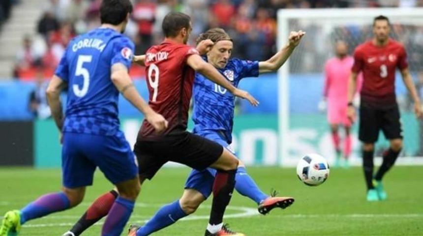 Hırvatistan T&uuml;rkiye Ma&ccedil; &Ouml;zeti İzle Tv8 Canlı Yayın