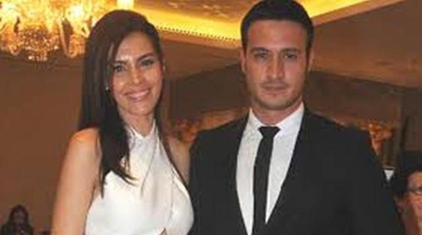 Hatice Şendil Burak Sağyaşar &Ccedil;ifti Bebek'mi Bekliyor Hatice Şendil Ka&ccedil; Aylık Hamile Kimdir?