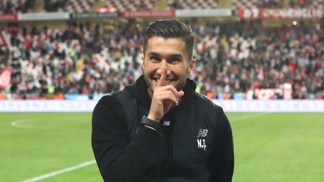 Son dakika: Nuri Şahin eski takım arkadaşını Antalyaspor'a getirdi! Ömer Toprak Antalyaspor'da...