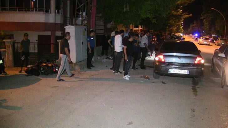 Kahramanmaraş'ta otomobilin çarptığı motosikletteki baba ve oğlu yaralandı G1