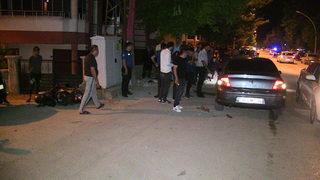 Kahramanmaraş'ta otomobilin çarptığı motosikletteki baba ve oğlu yaralandı