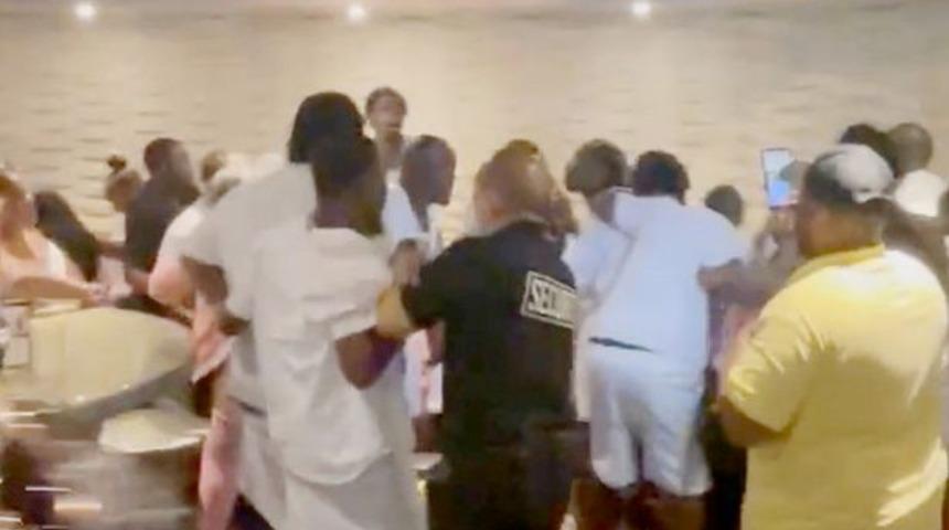 Devasa gemiyi sallayan 60 kişilik kavganın sebebi 'üçlü ilişki' çıktı!