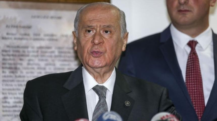 Bah&ccedil;eli'den kritik yeni anayasa a&ccedil;ıklaması