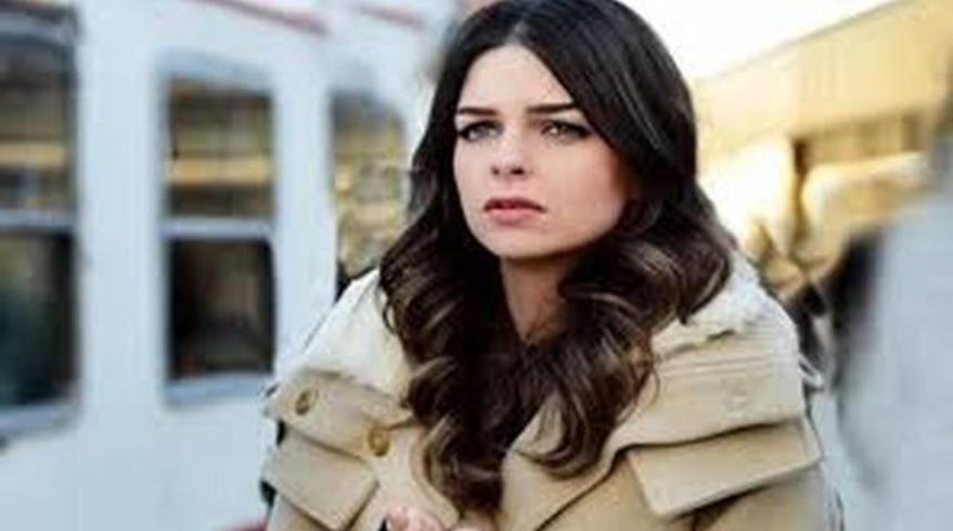 Aylin &Ouml;ld&uuml;'m&uuml;?Diziden'mi Ayrıldı Yeni B&ouml;l&uuml;mde Varmı Yokmu Neden Yok!