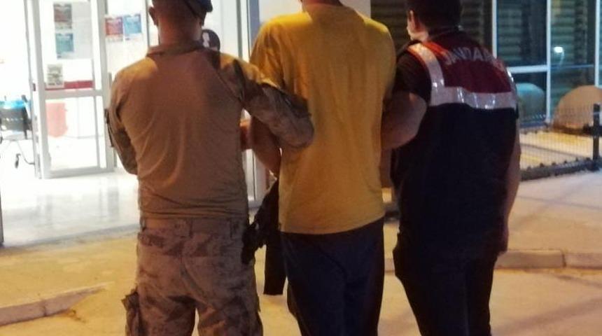 İzmir'de ter&ouml;r operasyonlarında 5 kişi yakalandı