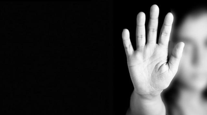 14 Yaşında Defalarca Kez Tecav&uuml;ze Uğradı Hamile Kaldı!