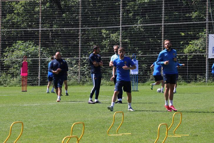 MKE Ankaragücü, Bolu'da yeni sezon hazırlıklarını sürdürüyor G5