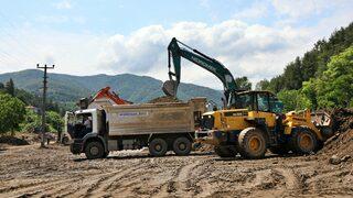 Bozkurt'ta selin izlerini silme çalışmaları devam ediyor