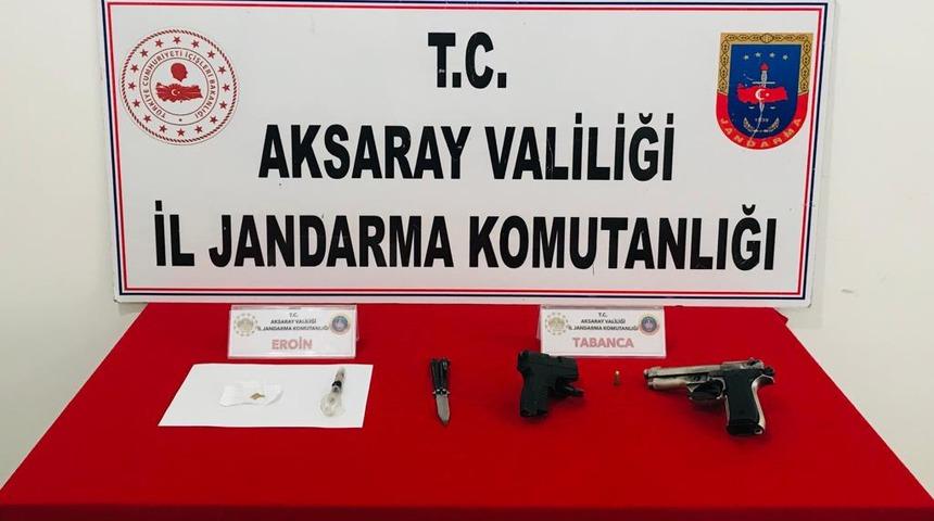 Aksaray'da uyuşturucu sattıkları iddia edilen 3 şüpheli tutuklandı