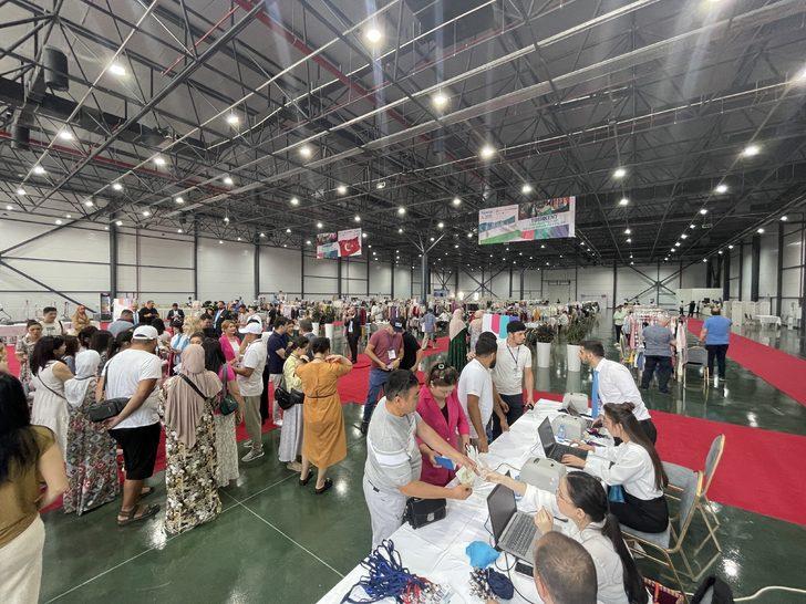 Bebek ve çocuk konfeksiyon sektörü ürünlerini Özbekistan'da alıcılarla buluşturuyor G1