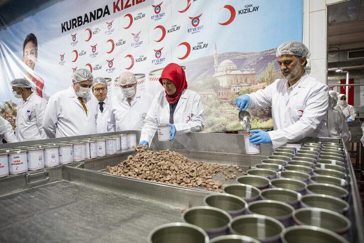 Türk Kızılay kurban etlerinin konserve yapılması sürecine ilişkin bilgi verdi G3
