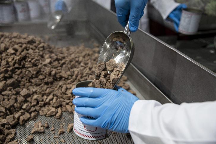 Türk Kızılay kurban etlerinin konserve yapılması sürecine ilişkin bilgi verdi G5