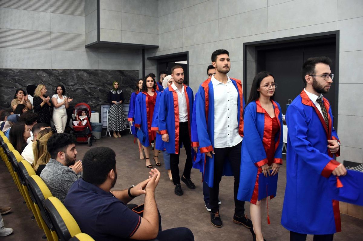 Kırıkkale'de vefat eden &ouml;ğrencinin mezuniyet belgesi ailesine verildi