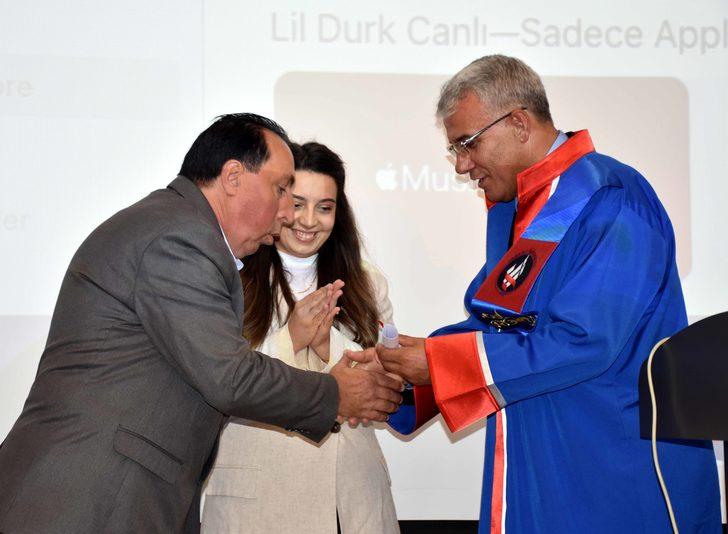 Kırıkkale'de vefat eden öğrencinin mezuniyet belgesi ailesine verildi G3