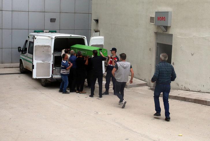 GÜNCELLEME 2 - Tokat'ta minibüs uçuruma yuvarlandı, 4 kişi öldü, 1 çocuk yaralandı G2