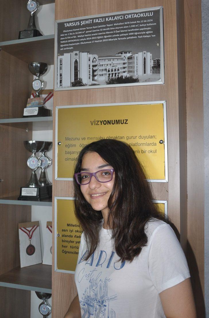 Mersin'de LGS'den tam puan alan öğrenci ödüllendirildi G5