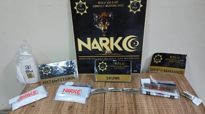 Bolu'da şampuan şişesinde uyuşturucuyla yakalanan zanlı tutuklandı