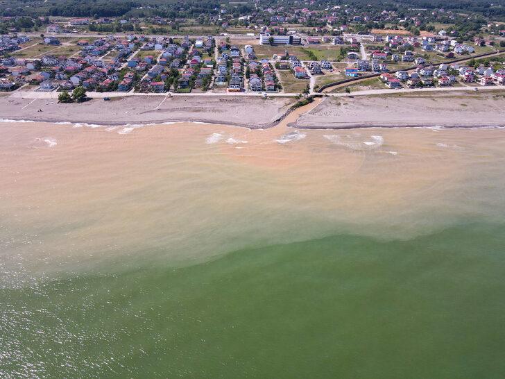 Sakarya'da sağanağın ardından Kocaali sahilinde kirlilik oluştu G2
