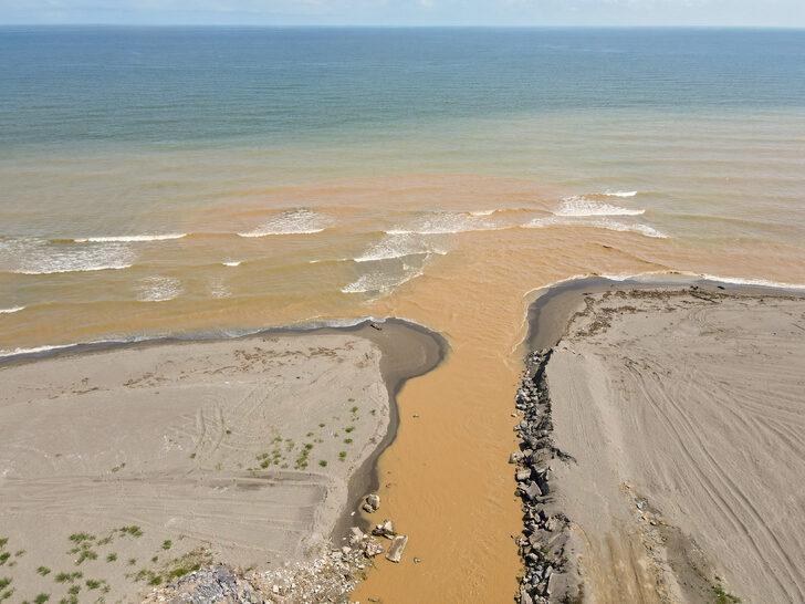 Sakarya'da sağanağın ardından Kocaali sahilinde kirlilik oluştu G4